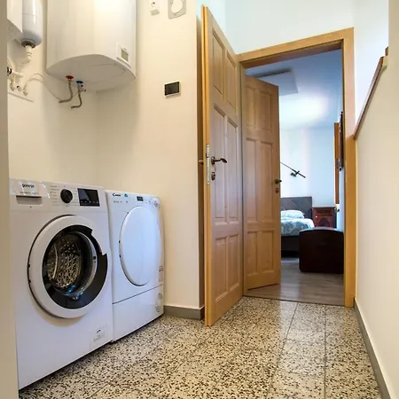 Apartmaji Utrinek, Apartma Salon *